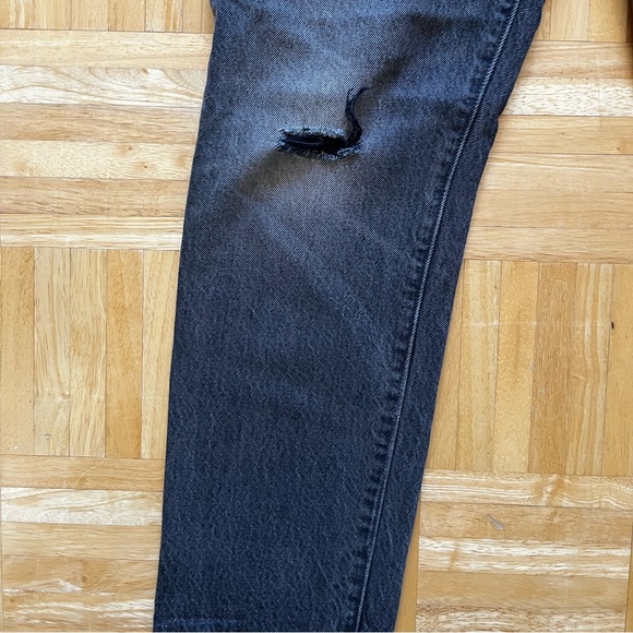Levis Distressed Straight Jeans - Picture 3 of 7